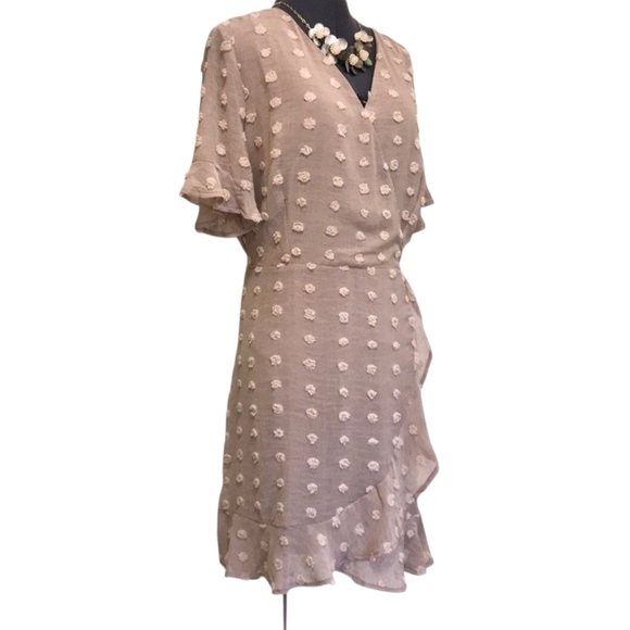 Chic Tan Textured Mini Dress - Picture 1 of 8